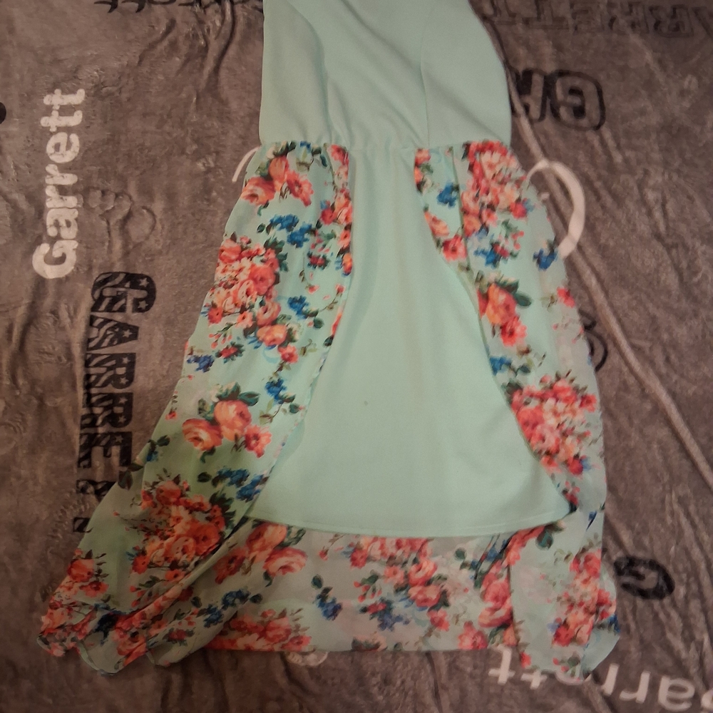 h.i.p. Soft Mint Green Top